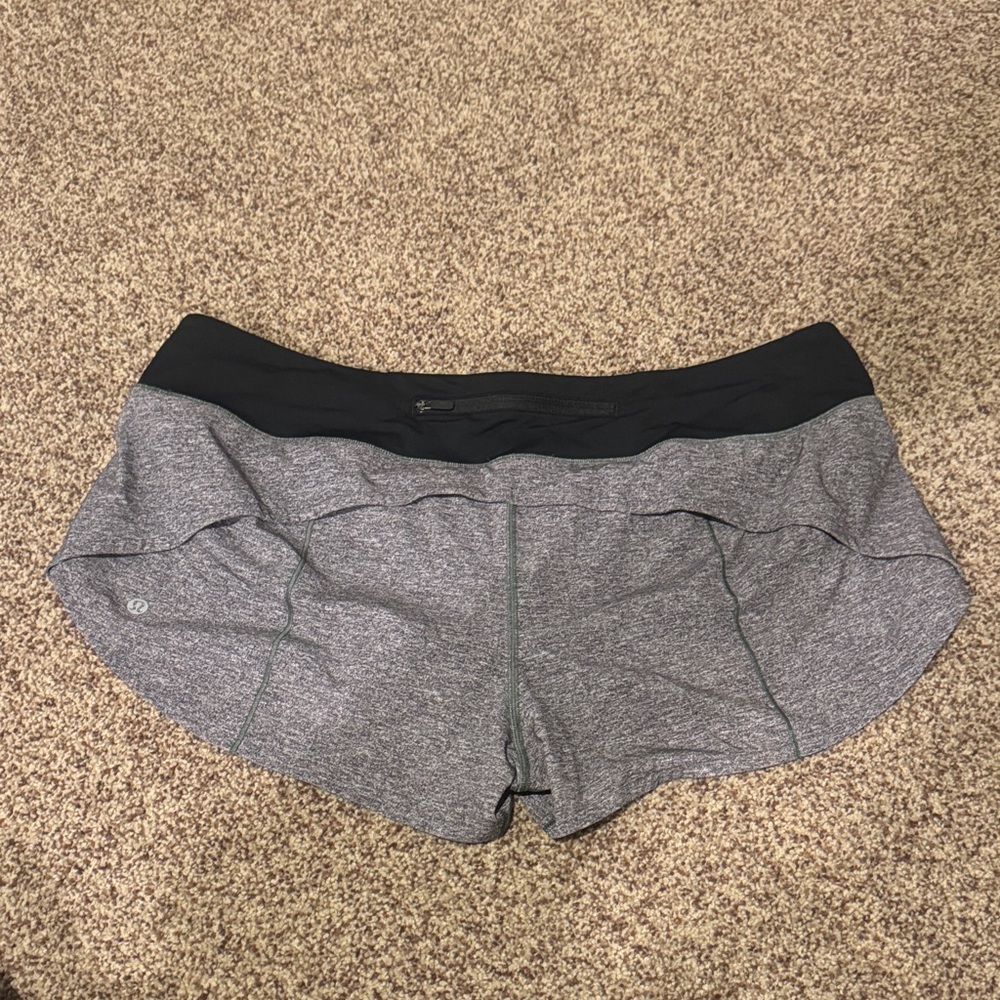 Lululemon Speed Up Shorts HW 2.5”